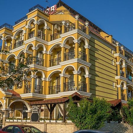 Hotel Luxor 로제넷츠 외부 사진