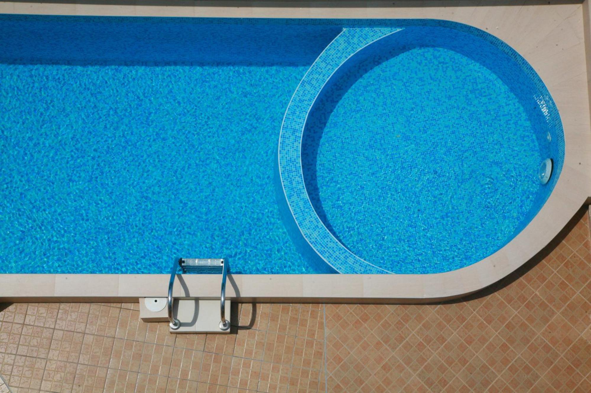 Hotel Luxor 로제넷츠 외부 사진